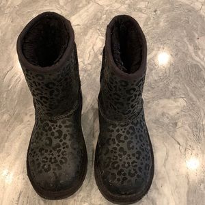 Girls Ugg boots